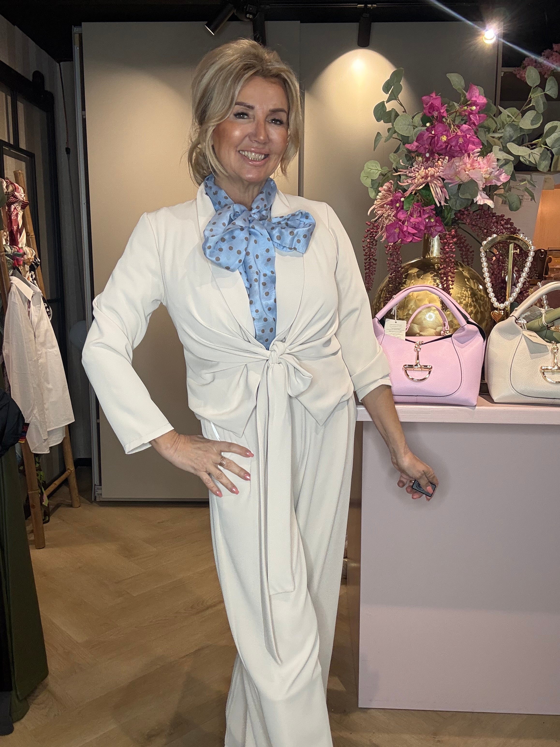 Kurtka zapinana na guziki